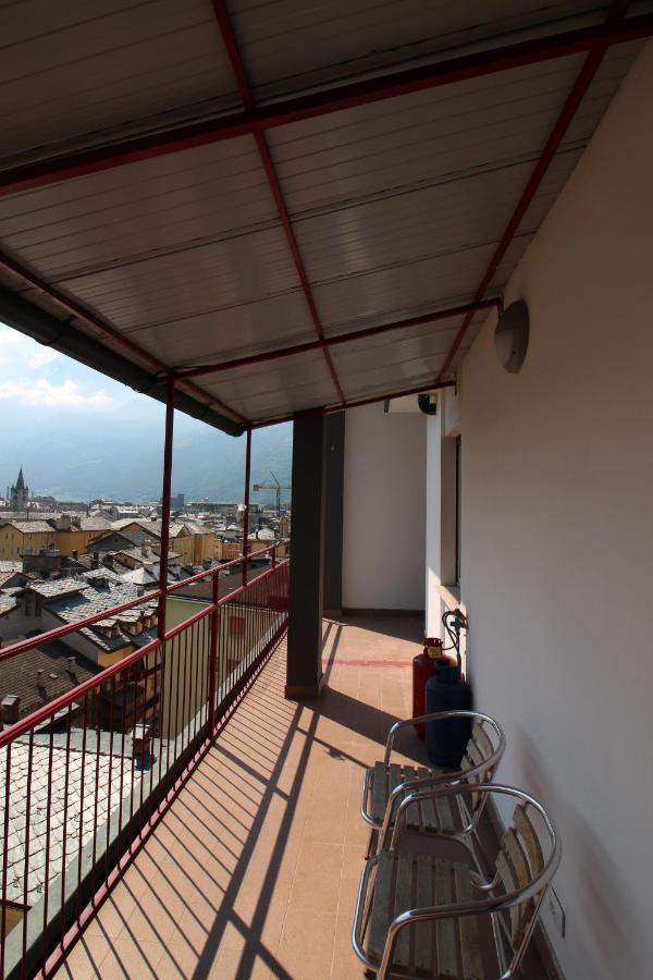 Lovely Panoramic View Apartment - Affitti Brevi Italia Αόστα Εξωτερικό φωτογραφία